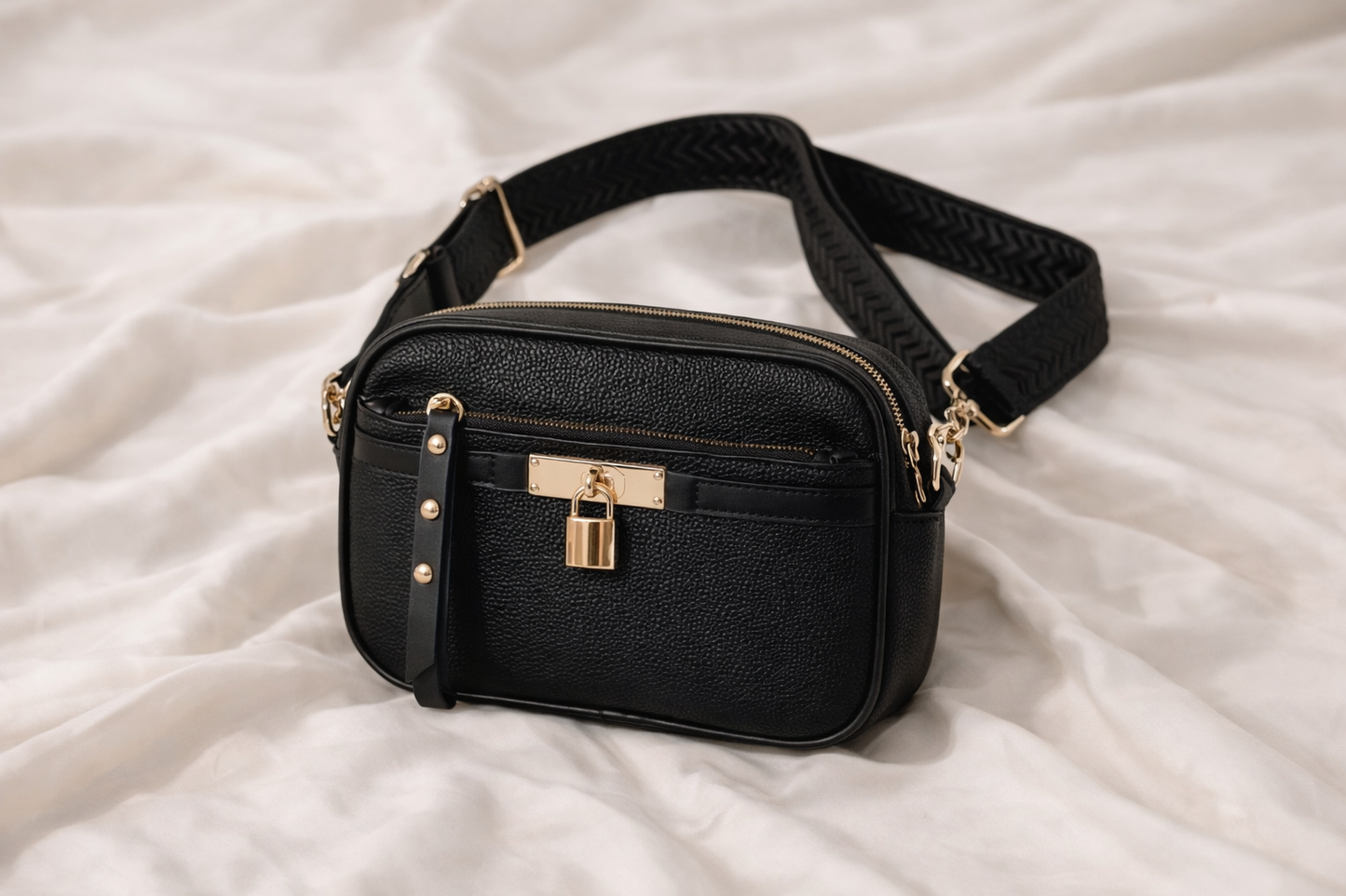 Zwarte Crossbody Tas met Lock Detail