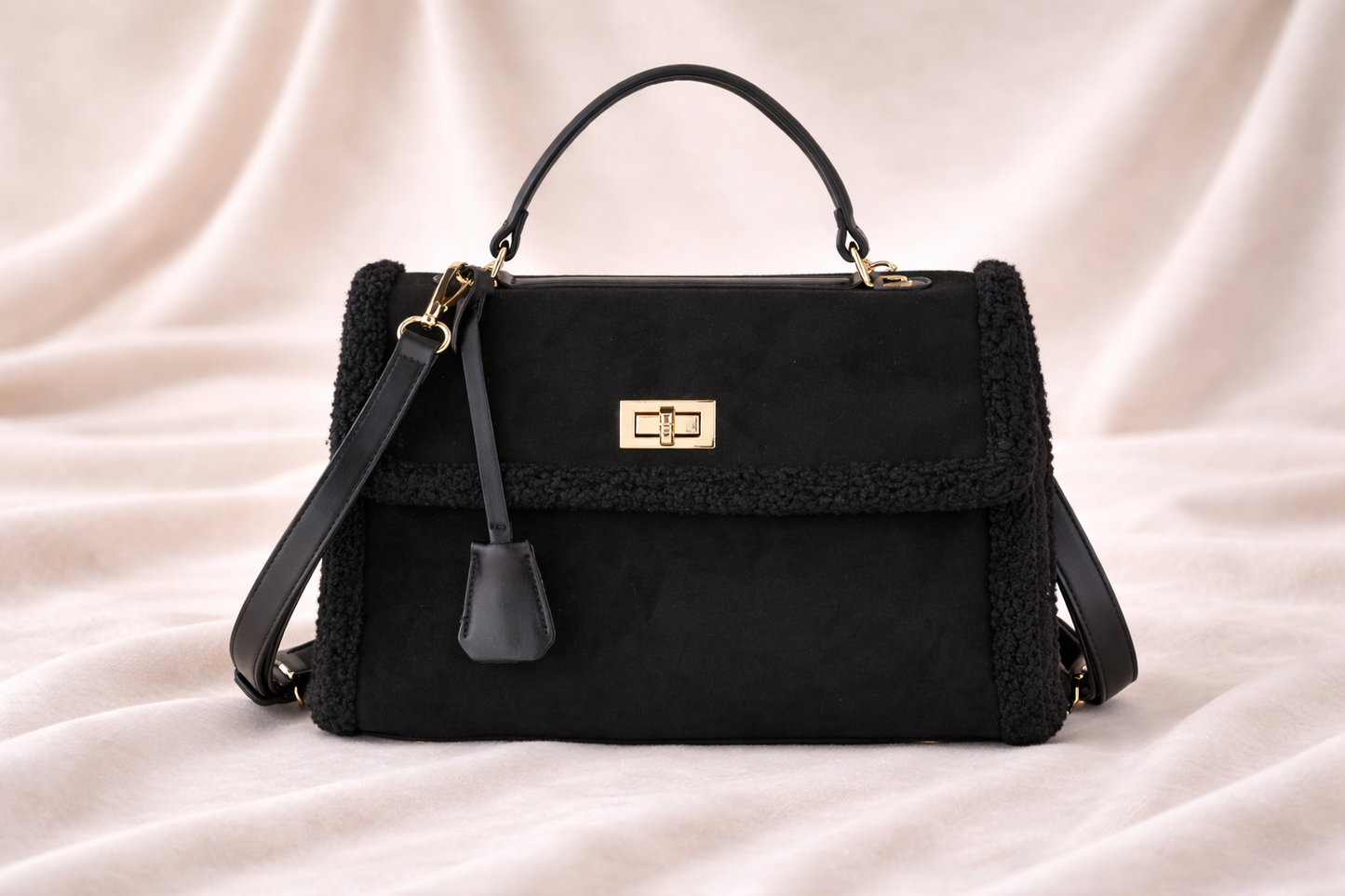 Zwarte handtas met zachte afwerking