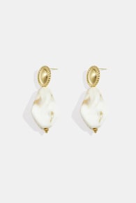 Statement oorbellen – marmerlook ivoor 🤍
