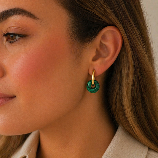 Oorbellen “Emerald Twist” – Groen 🌿✨