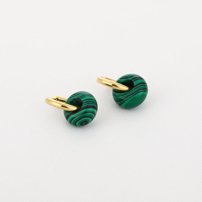 Oorbellen “Emerald Twist” – Groen 🌿✨